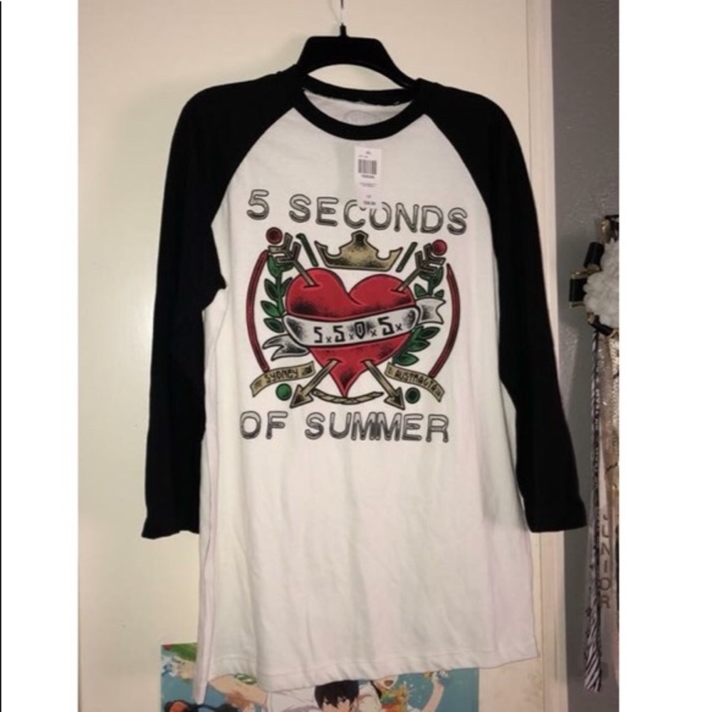 5SOS Band Tee